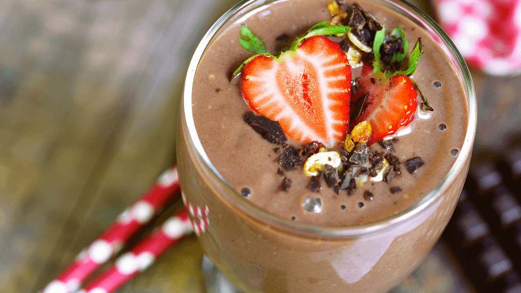 Almond & Chocolate Covered Strawberry Smoothie