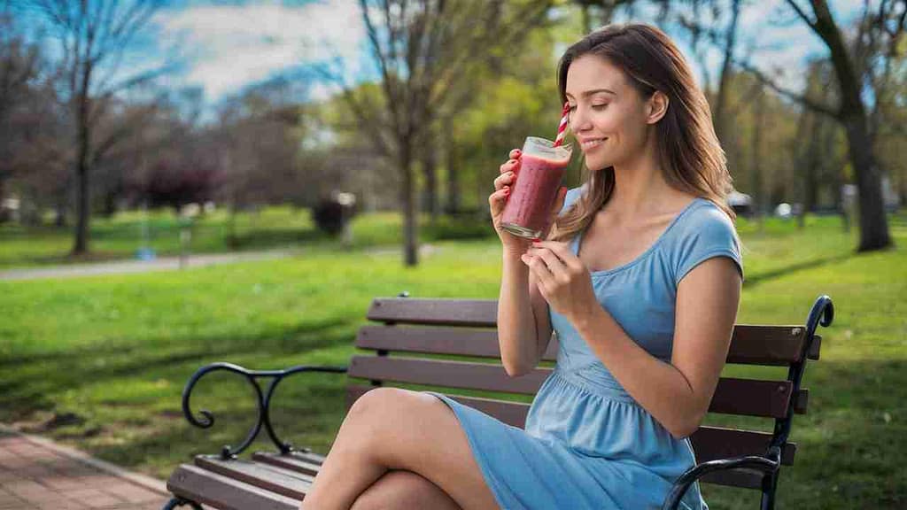 a stunning photorealistic image of a beautiful wom 9wVg2neSReqOG9pGNGNJfQ kX1MDPA6Ro2YG v8ekUOjw